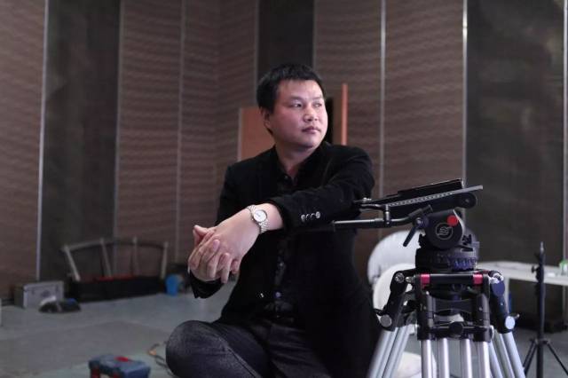 从家徒四壁被迫辍学到异乡打拼成就一番事业,且看“拼命三郎”刘红强的励志