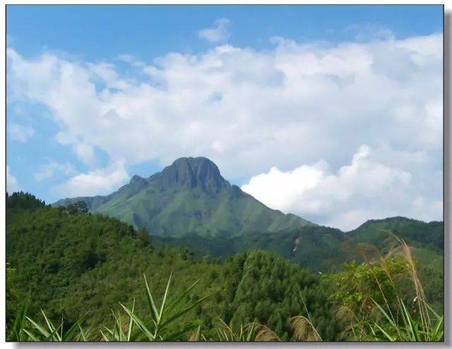 【勇攀高峰】11月5日 挑战横县大圣山!