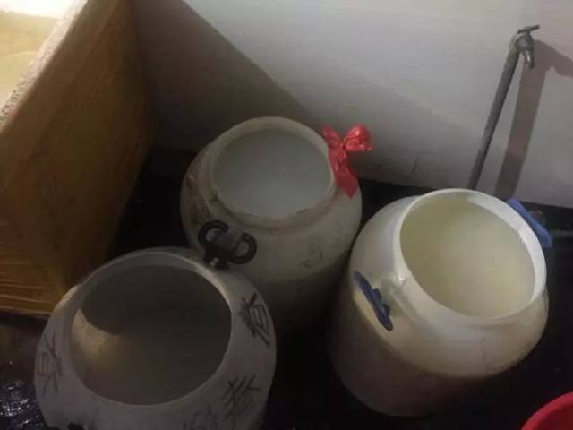 你还敢吃吗？温州菜场发现，去皮荸荠、板栗竟