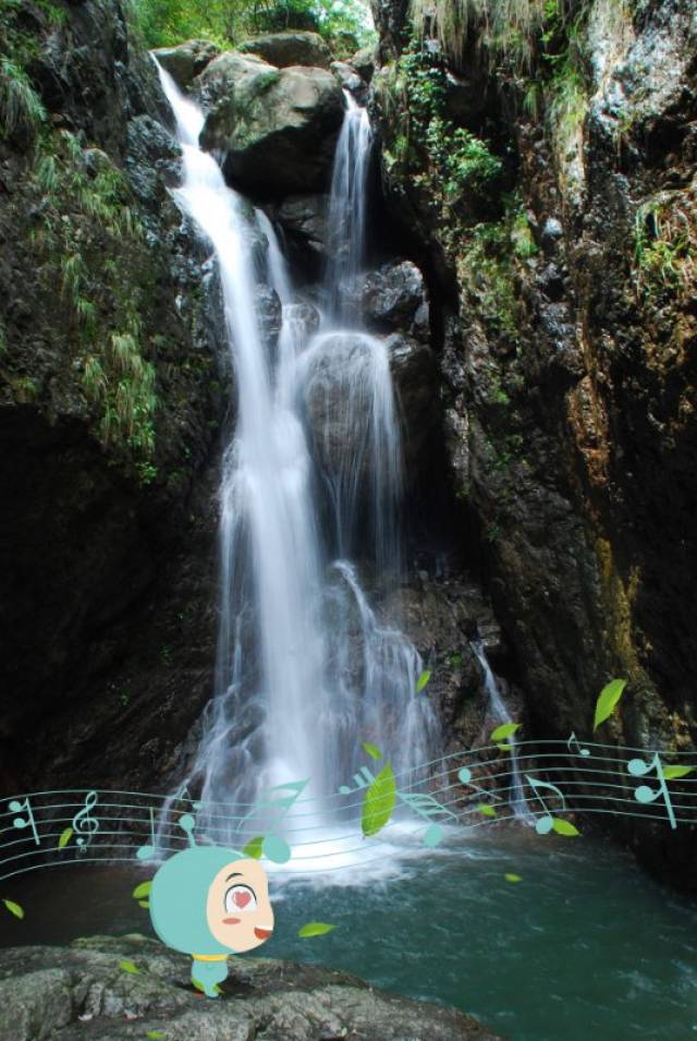 绿水青山就是金山银山,宁宝带你游山玩水