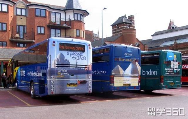 牛津长途客运站   gloucester green bus station