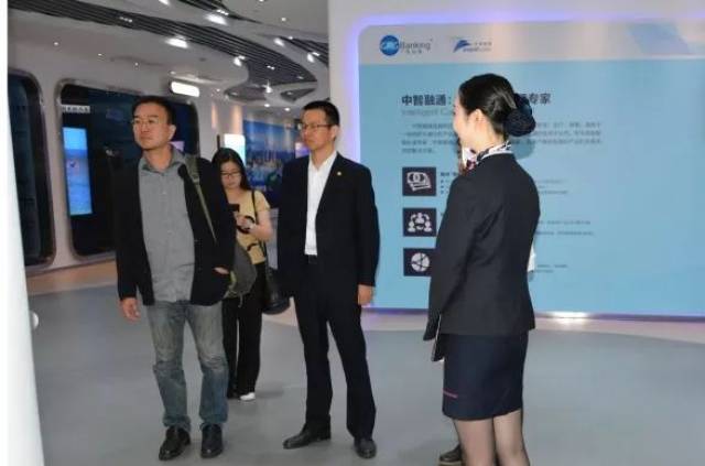 富士康考察团莅临平云小匠参观交流 两大优势