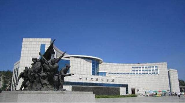 距四平市11公里.是一处融人文和历史及自然景观为一体的综合旅游景区.