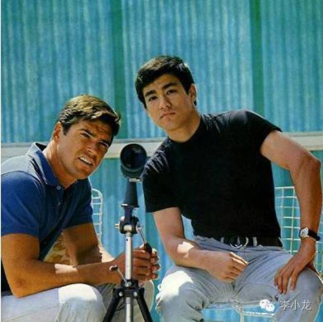 看李小龙72变你喜欢哪样的brucelee