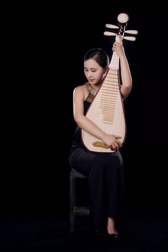 琵琶演奏家:陈长为