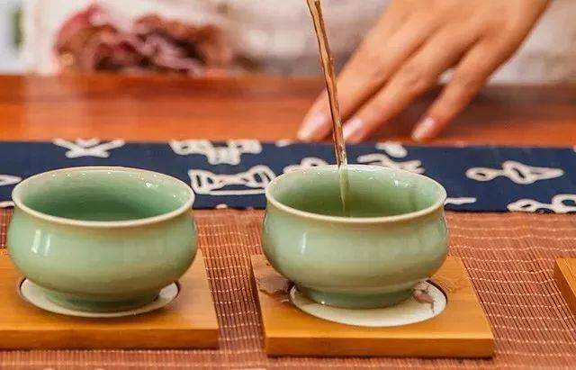 风水缸茶杯有什么寓意吗 茶杯里的乾坤：千年风水智慧如何藏在这方寸之间