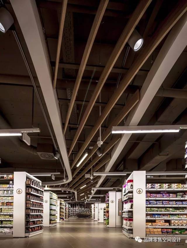 高品质的消费体验--布达佩斯SPAR旗舰超市
