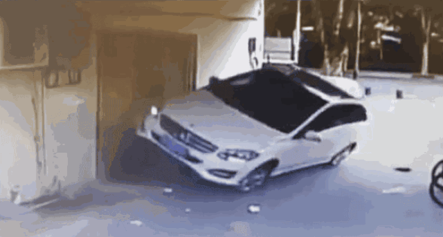 女子被撞后200元私了，结果第二天就病危……以后遇到这7种情形打