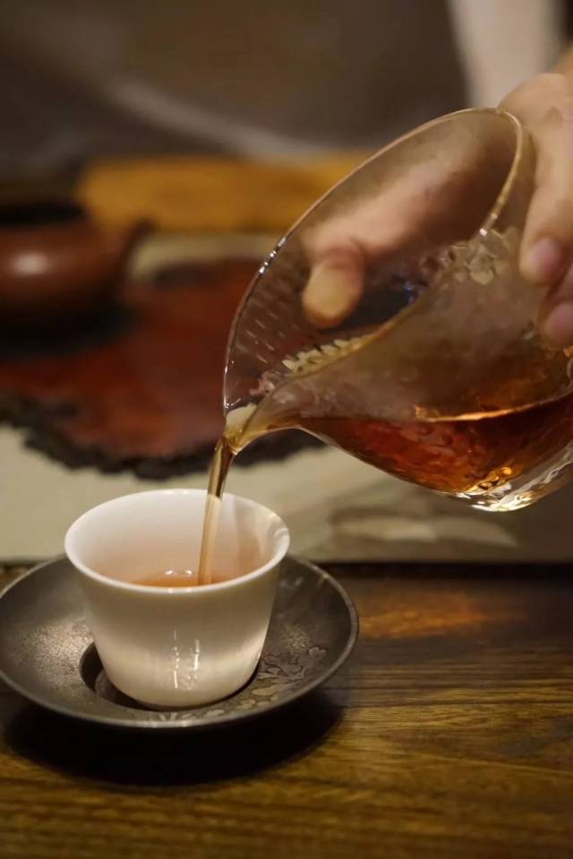 沉下浮躁的心,静静泡一壶茶,找回内心的安静