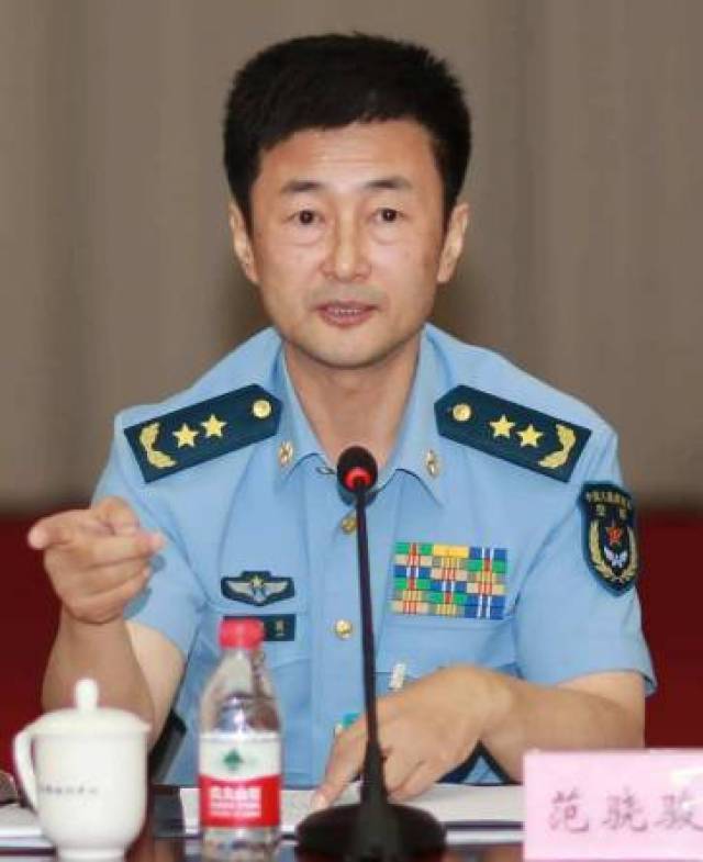 范骁骏,现任北部战区政委