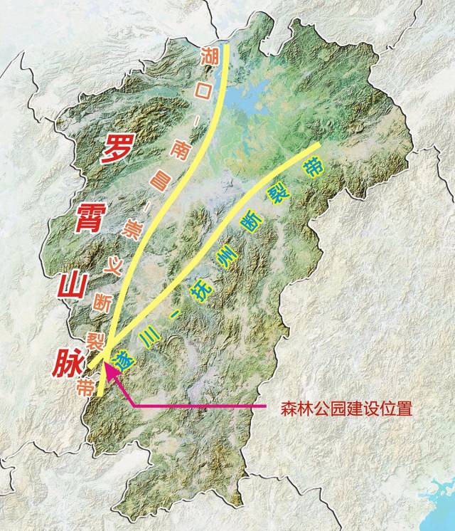 罗霄山大峡谷深达400余米,是罗霄山脉峡谷景观的典型代表.