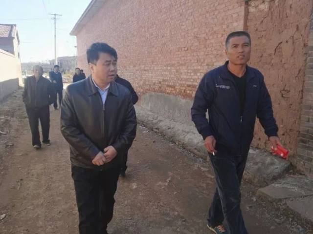 长治市体校申伟平校长带队深入沁县册村镇帮扶村调研扶贫工作