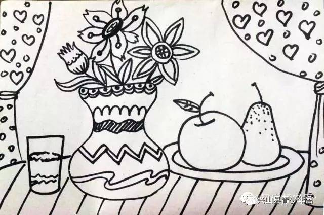 6级: 静物速写(水果两只,花瓶一个,盘子一个,水杯一个衬布一块,花卉