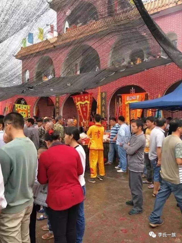 博白龙潭李氏陇西纪念堂建祠二十周年举行隆重祭祖大典!万人云集!