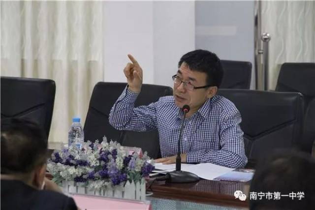 专家引领,扎实推进学校文化建设 ——浙江省宁波市鄞州中学校长王贤明