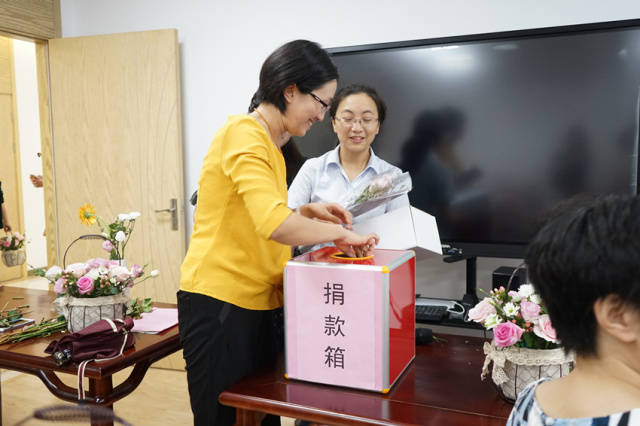 涓涓细流汇聚成海英语 495a7afae67648798dd6282d112a01e6.jpeg