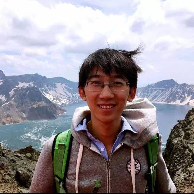 人物访谈 张天扬:对方辩友好,我是正方二辩张天扬_手机搜狐网