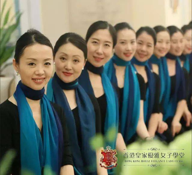 香港皇家优雅女子学堂丨2017亚洲小姐官方指定仪态培训机构