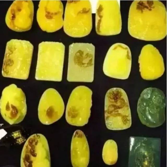 记者暗拍蜜蜡工厂,揭秘琥珀蜜蜡造假全过程!