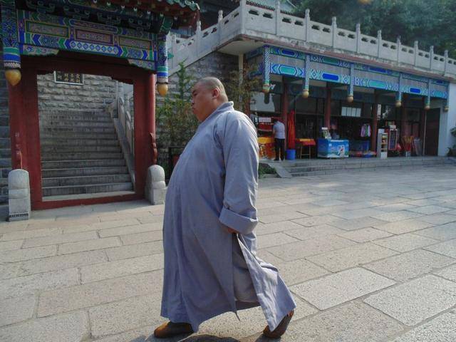 和尚持戒不能饮酒,可历史上这三位高僧却狂饮无忌