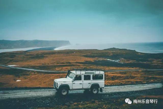 名人趣事 | 周杰伦&郎朗现场斗琴套路多