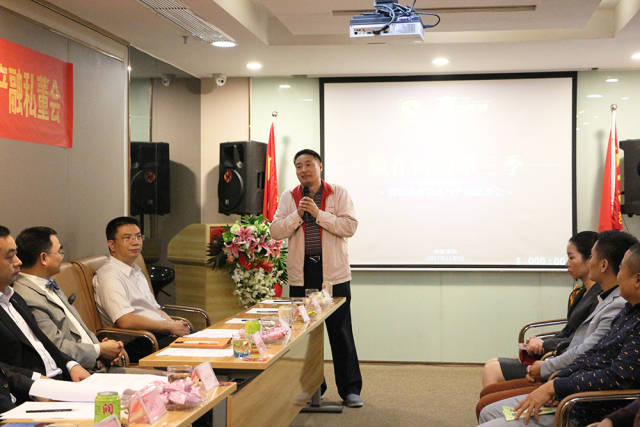 领航十里春风，只为这些英雄的创业者！