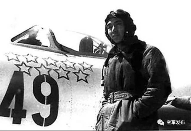 1776个!空军英雄墙每个名字背后都有一段感人