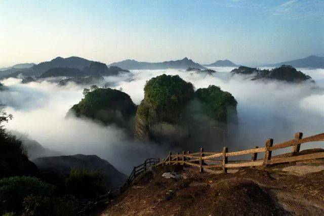 1.游览武夷山景区最精华的【天游峰景区】