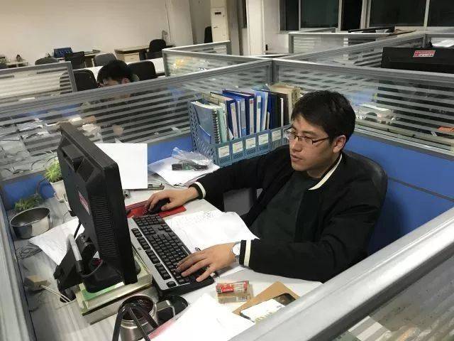 【煤科人在坚守】工艺结构所员工加班梳理sap物流代码