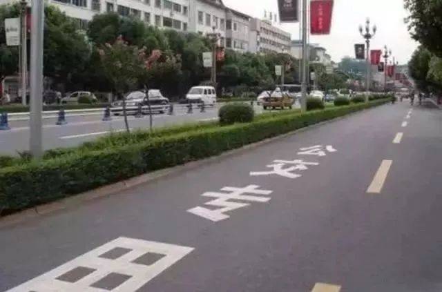 专用车道图标 a1251254da8f42c8af2ac5ef5658dc56.jpeg