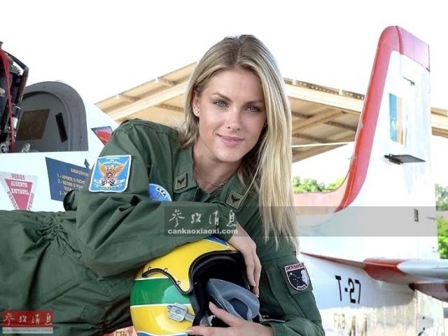 图为比利时空军f-16战机女飞官.  图为俄罗斯海军女水兵.