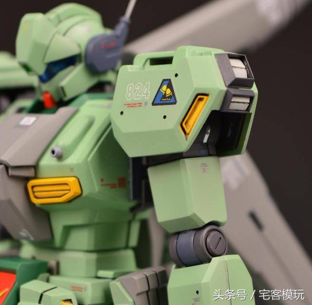 根大木秀:hguc 强袭型杰刚