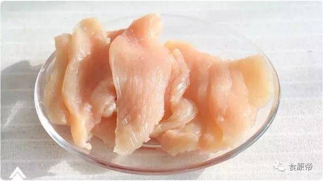 适合小孩吃的鸡肉部位有哪些 3e97f52966cb4f80a41e00916ed36aa9.jpeg