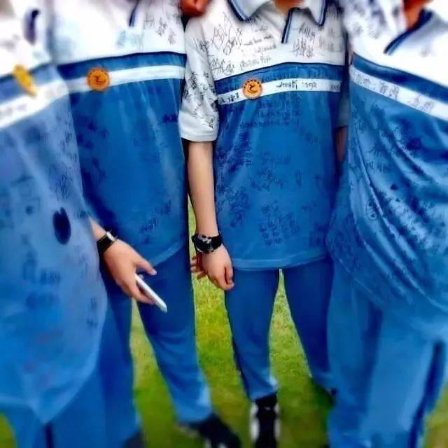 珠海最美校服来咯∣快来给母校投票打call!