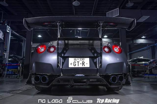 神进化论!碳纤维战神gtr r35改装案例