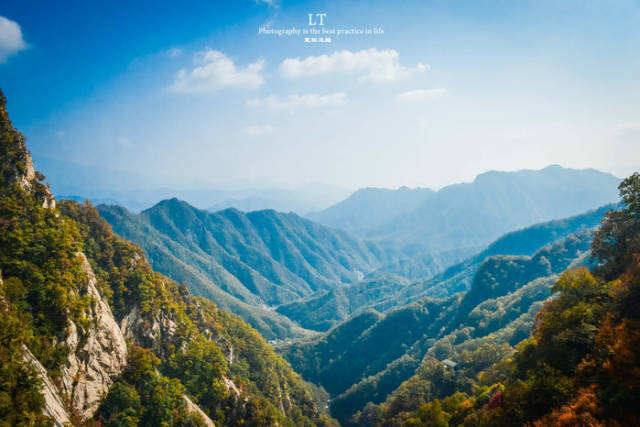 这里群山巍峨,蔚为壮观,山无水不秀,水无山不幽,水是山的灵魂,山是水