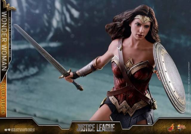 新品预定 hottoys 1/6《正义联盟》神奇女侠wonder woman 普通版/豪华