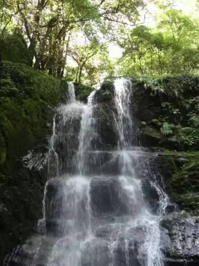 成县婚纱摄影_成县鸡峰山(2)