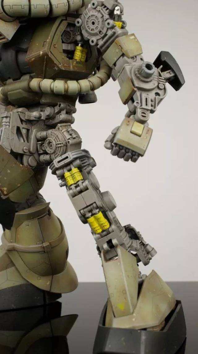 【模玩作品赏析】pg zakuⅡ ms-06 fw比例样式改造