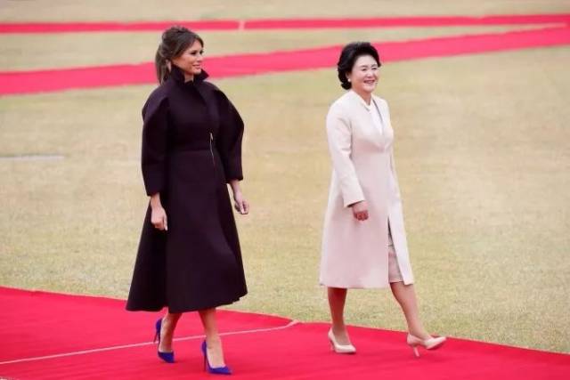 最讨人嫌的总统夫人,来了趟中国,凭啥就开始圈粉了?衣品见人品.
