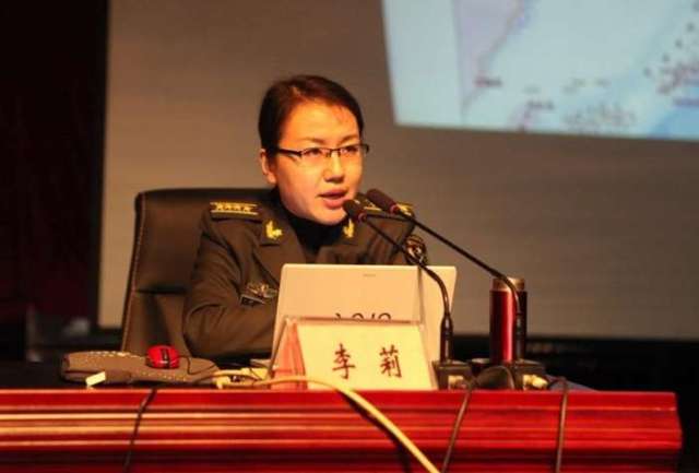 作为全国为数不多的女性军事评论员,李莉言行一向相当严谨,在分析问题