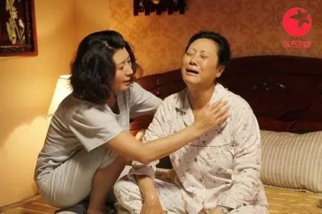 王丽云在《妯娌的三国时代》中饰演何家婆婆