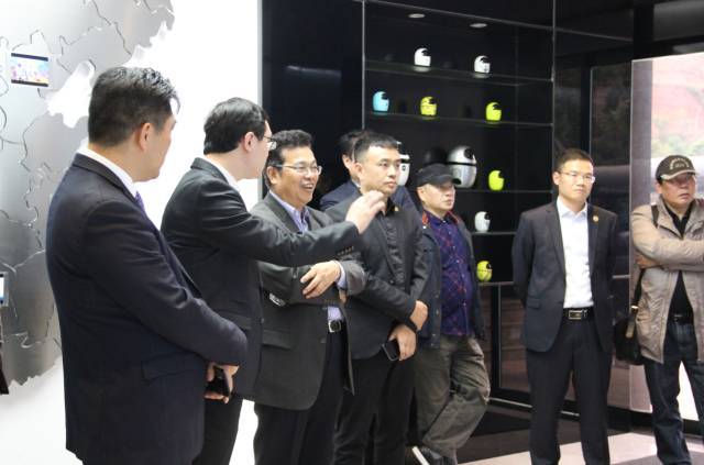 中国物业管理协会沈建忠会长一行赴金科服务考察