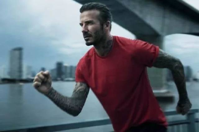 健康一路随行,友邦健康友行操为自己打CALL