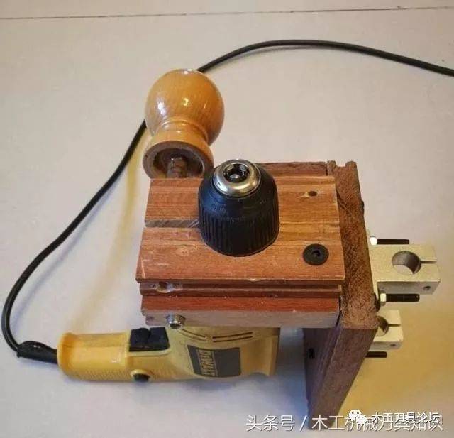 分享木友自己用实木制作的超实用的电钻多用支架