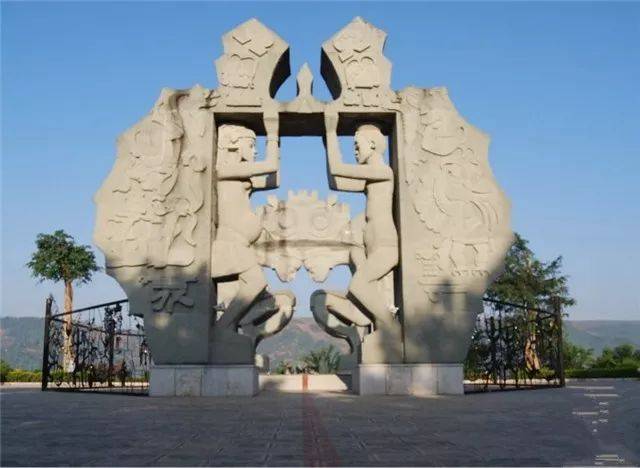 2017年普洱市区县经济总量排名_普洱市市区地图