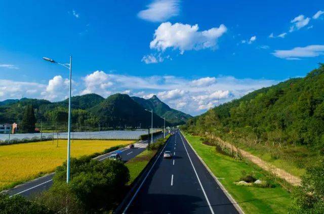 s210桐义线浦江段入选全省首届最美自驾公路