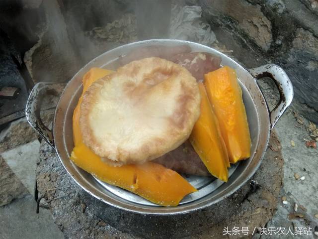 宁可吃泡面,也不想吃"寒酸"的农家饭,错了吗?