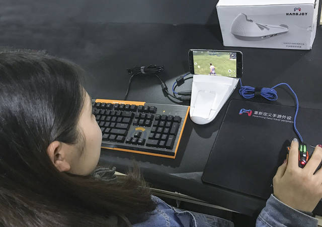 手游吃鸡拿第一?必备枪神王座-游戏频道-手机搜狐