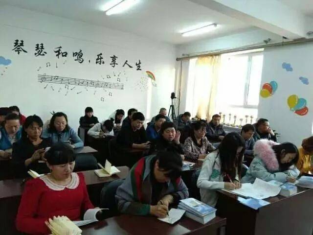 嘉荫县乌云镇中心校大队部举办"珍爱生命 远离毒品"主题教育活动